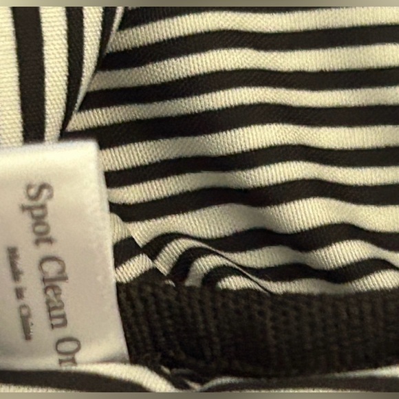 Brighton Black and White Heart Backpack New without tags. cute! Retails $150! - Picture 8 of 12